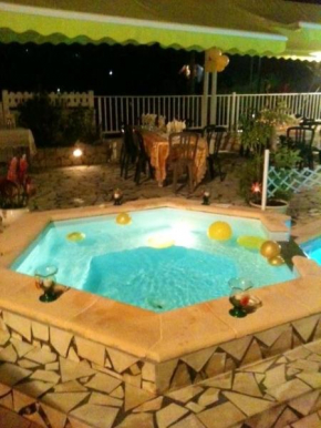 Appartement de 5 chambres avec piscine partagee jardin clos et wifi a Le Gosier a 5 km de la plage